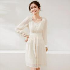 批发2026春夏新款复古方领钉珠<b class='q'>连衣裙</b>秋季立体提花收腰显瘦长袖女裙子