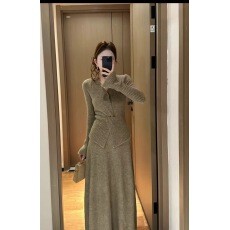 批发甜美风套装时尚套装森系长袖修身收腰<b class='q'>秋</b>冬时尚女半身裙