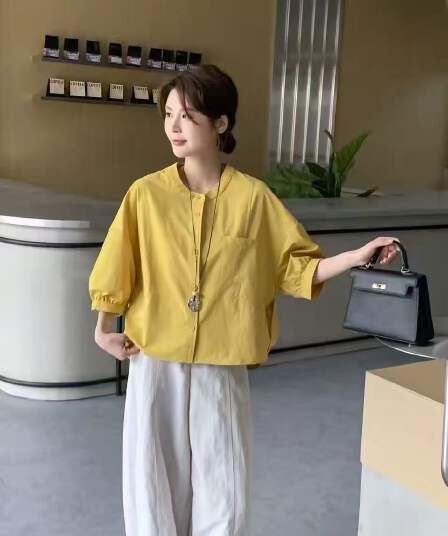 한 부서 미니멀리즘 프로필 모양 중간 소매 여성 셔츠 2026 여름 새로운 단색 다용도 연령 감소 루즈핏 슬림해 보이는 셔츠 트렌디