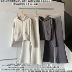 批发张贝贝 500g重磅奶芙绒连帽卫衣外套+显瘦阔腿<b class='q'>裤</b><b class='q'>修身</b>塑形保暖套装