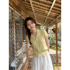 批发实拍 温柔<b class='q'>娃娃领</b>针织短袖韩系温柔新款韩系气质甜美漂亮上衣女