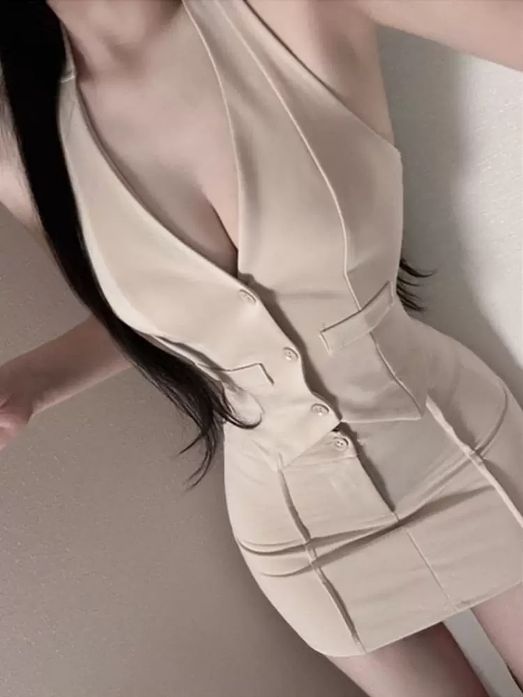 한국 동대문 신제품 자이언트 잘 생긴 ~ 중 다시 차가운 다시 바람의 소리 핫걸 행침 목 맨위 미니 스커트 세트 여성 여름