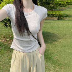 批发辣妹纯棉短袖T恤女2026韩版新款圆领纯色正肩<b class='q'>轻熟</b>修身百搭上衣