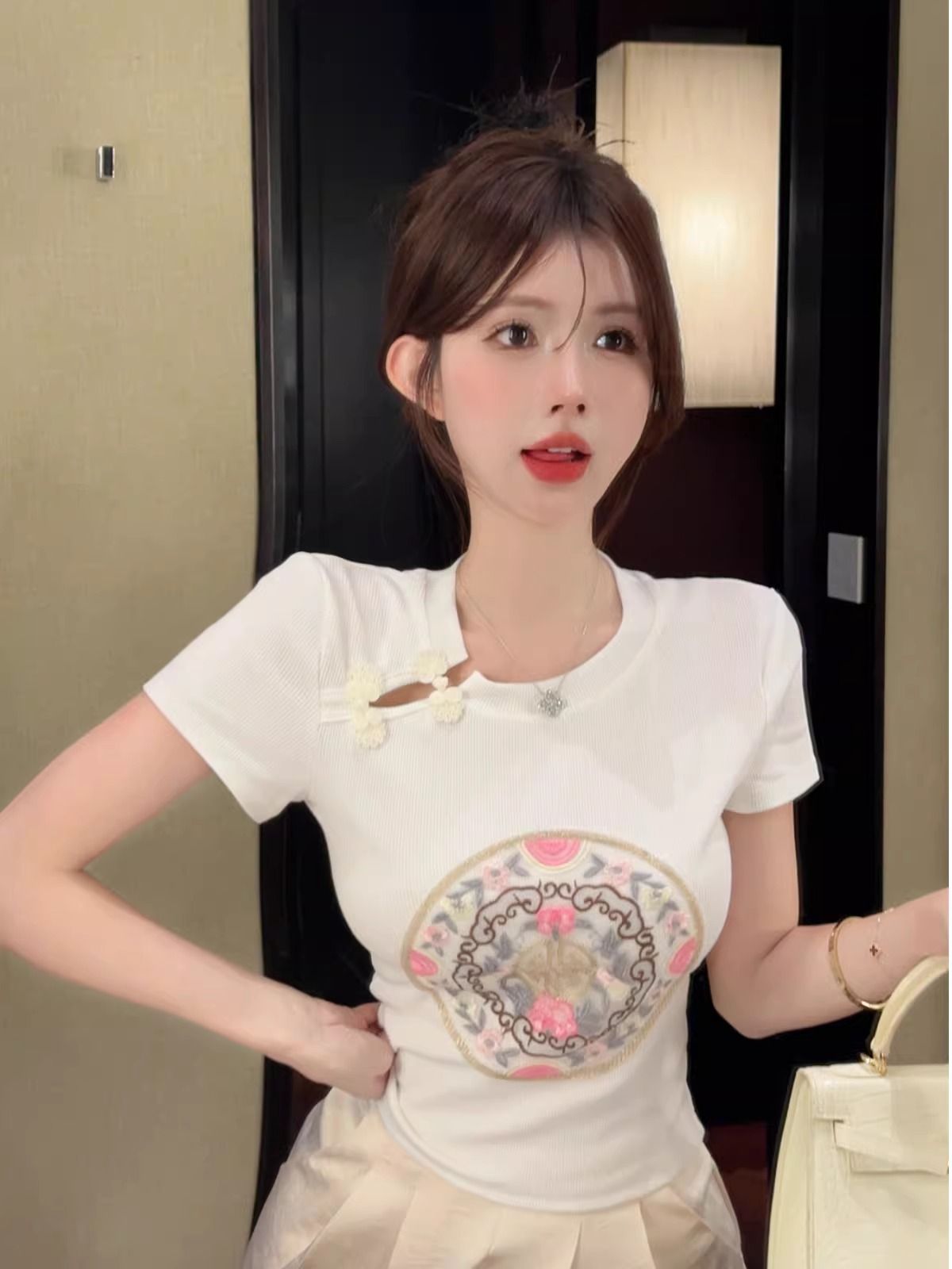 RY2388# 新中式国风盘扣正肩白色短袖t恤女夏修身收腰短款小个子辣妹上衣