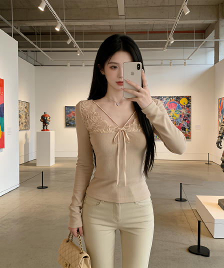 kumikumi 순수한 욕망 바람 레이스 조각 섹시함 살구 색상 긴팔 티셔츠 여성 겨울 몸매 가꾸기 슬림해 보이는 다용도 맨위