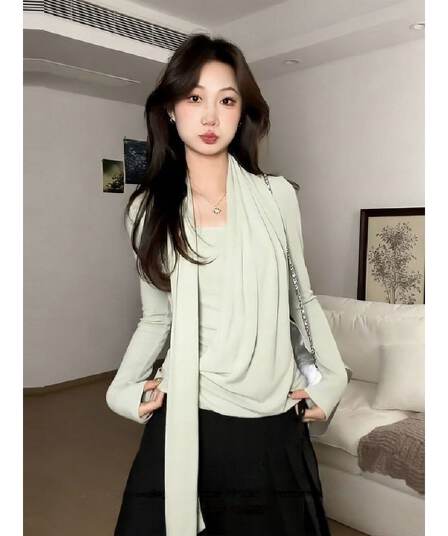 모달 260 그램 2026 가을 긴팔 티셔츠 여성 핫걸 프랑스식 부드러운 바람 품격 행침 목 흔들다 칼라 기본 셔츠