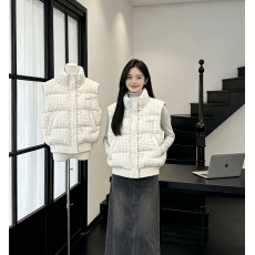 批发2026超好看灯芯绒波点<b class='q'>羽绒服</b><b class='q'>女</b>立领冬季新款宽松保暖<b class='q'>女</b>背心马甲