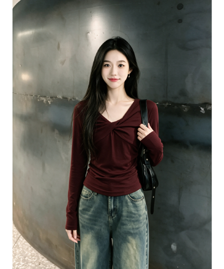 경관 그림 원본 원단 한국 스타일 고급 센스 미니멀리즘 단색 섹시함 핫걸 긴팔 티셔츠 착용 가져 가라. V넥 맨위 여성
