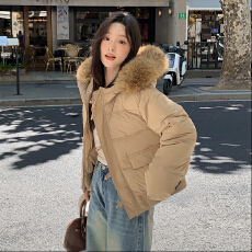 批发实拍大毛领短款羽绒棉服女2026冬季新款设计感小个子加厚棉袄外套