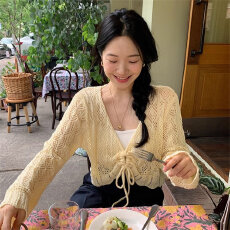 批发韩国 东大门 26春夏 CHIC甜美网眼编织长袖外搭薄款<b class='q'>针织</b><b class='q'>罩衫</b>