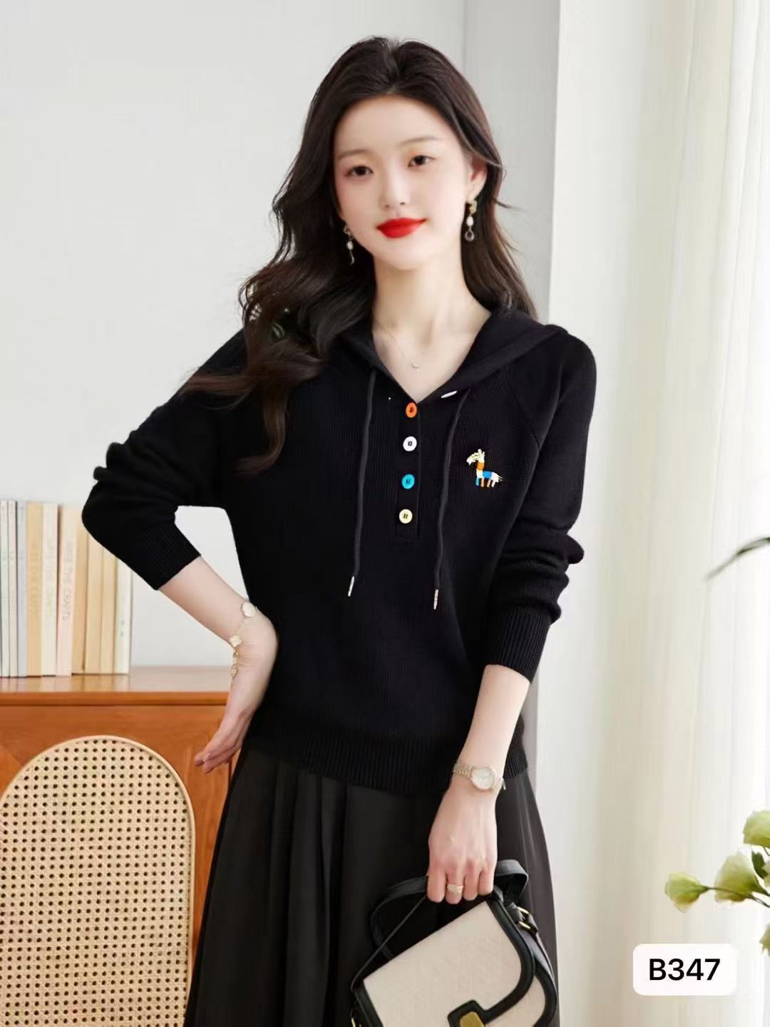 가을 겨울 새로운 외국 가스 연령 감소 후드 하프 열린 가슴 자수 니트 긴 소매 맨위 여성