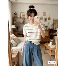 批发温柔风圆领立体感彩色条纹套头短袖