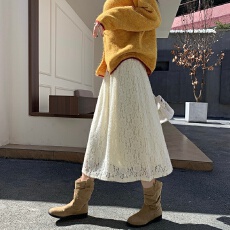 批发模特实拍秋冬温柔风加绒加厚<b class='q'>蕾丝</b><b class='q'>半身裙</b><b class='q'>蕾丝</b>裙百搭米色<b class='q'>半身裙</b>
