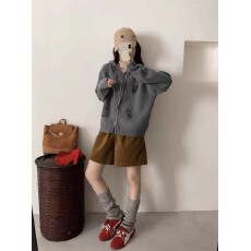 批发卡通小花连帽拉链针织开<b class='q'>衫</b>[1855]