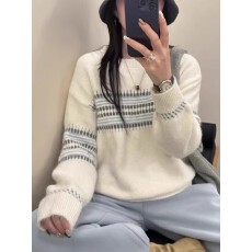 批发中学生圆领提花套头毛衣少女初中生针织上衣高中生内搭大童<b class='q'>打底衫</b>