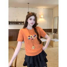 批发实拍~大码胖mm韩系<b class='q'>花朵</b>刺绣圆领针织<b class='q'>T</b><b class='q'>恤</b>夏季新款显瘦上衣