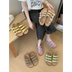 批发<b class='q'>韩版</b>厚底罗马风勃肯凉鞋女夏季皮带扣百搭平底一字拖鞋真皮沙滩鞋