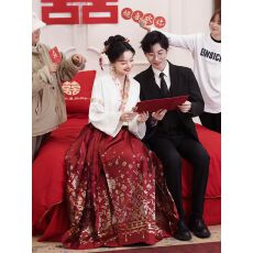 批发新中式订婚马面裙礼<b class='q'>服</b>女2026新款<b class='q'>新娘</b><b class='q'>敬酒</b><b class='q'>服</b>结婚答谢宴汉<b class='q'>服</b>连衣裙