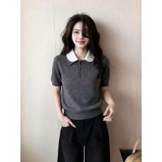 批发淑女风娃娃领灰色短袖<b class='q'>针织衫</b>女2026春季新款设计百搭显瘦通勤上衣