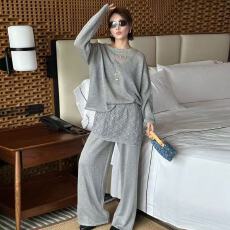 批发<b class='q'>春</b>季上新设计感韩系温柔风套装圆领针织屁帘休闲裤两件套