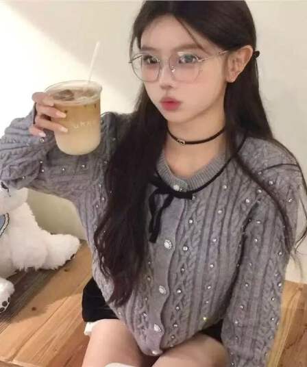 작은 샤넬 스타일 핫픽스 긴팔 니트 오픈 가디건 여성 가을 겨울철 골드 순수한 욕망 품격 쇼트 스타일 스웨터 코트 2026 새로운