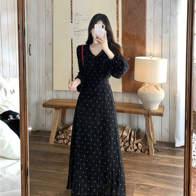 프랑스식 검정색 긴팔 도트 무늬 드레스 아이들 2026 년 새로운 자이언트 잘 생긴 품격 허리 수축 롱 스커트