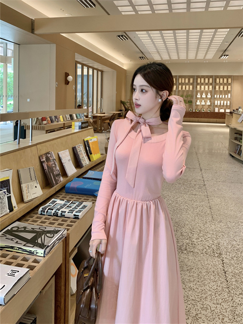 프랑스식 부드러운 바람 핑크색 긴팔 드레스 아이들 2026 새로운 자이언트 잘 생긴 허리 수축 슬림해 보이는 롱 스커트