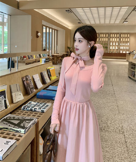 프랑스식 부드러운 바람 핑크색 긴팔 드레스 아이들 2026 가을 겨울 새로운 자이언트 잘 생긴 허리 수축 슬림해 보이는 롱 스커트