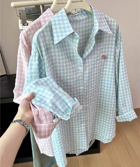 있음 선적 원본 품질 푸른 녹색 체크무늬 POLO 칼라 셔츠 여성 도파민 얇은 스타일 루즈핏 자외선 차단 맨위