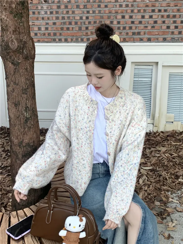 한국인기 라운드넥 루즈핏 컬러 포인트 가디건 상세 이미지 1