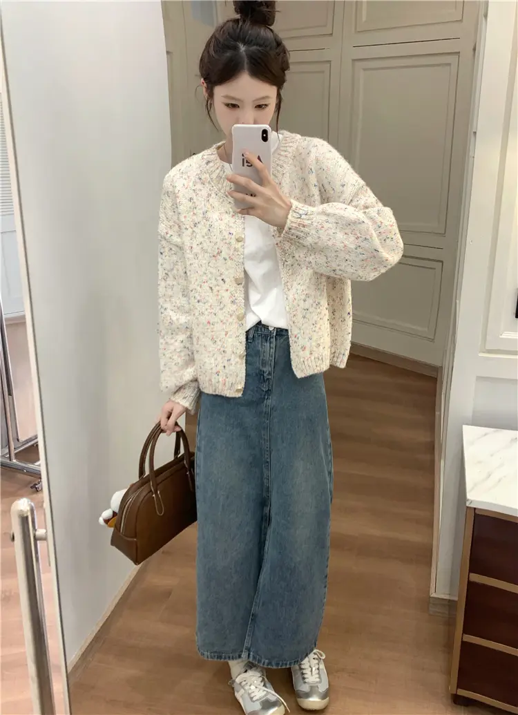한국인기 라운드넥 루즈핏 컬러 포인트 가디건 상세 이미지 3