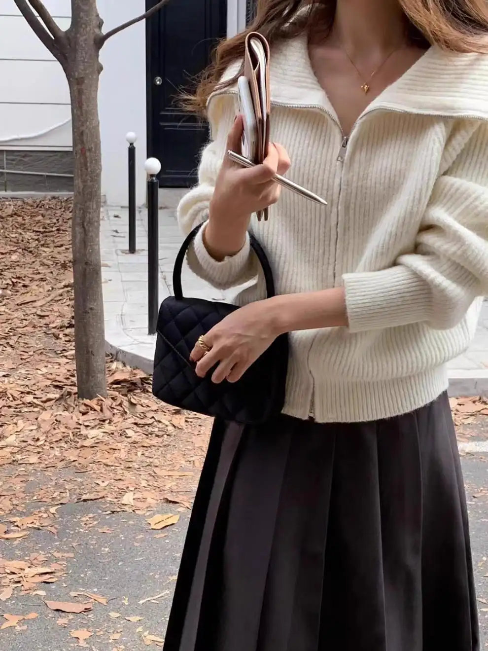 한국인기 폴드 칼라 지퍼 루즈핏 니트 가디건 상세 이미지 5