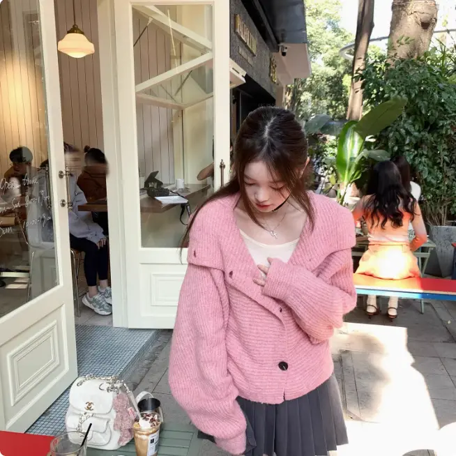 터틀넥 울 루즈핏 니트 가디건 상세 이미지 1