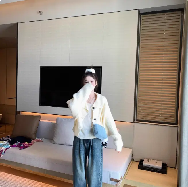 터틀넥 울 루즈핏 니트 가디건 상세 이미지 2