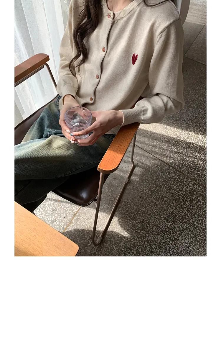하트 자수 니트 가디건 상세 이미지 27
