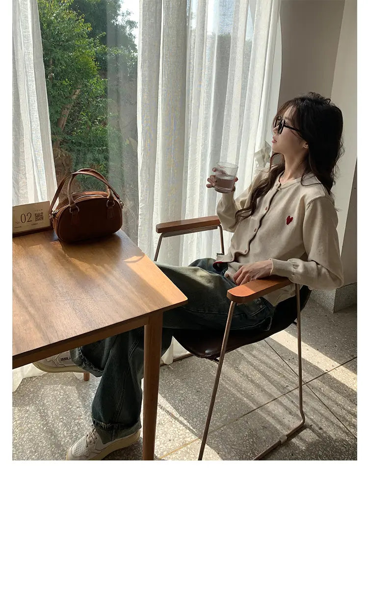 하트 자수 니트 가디건 상세 이미지 28
