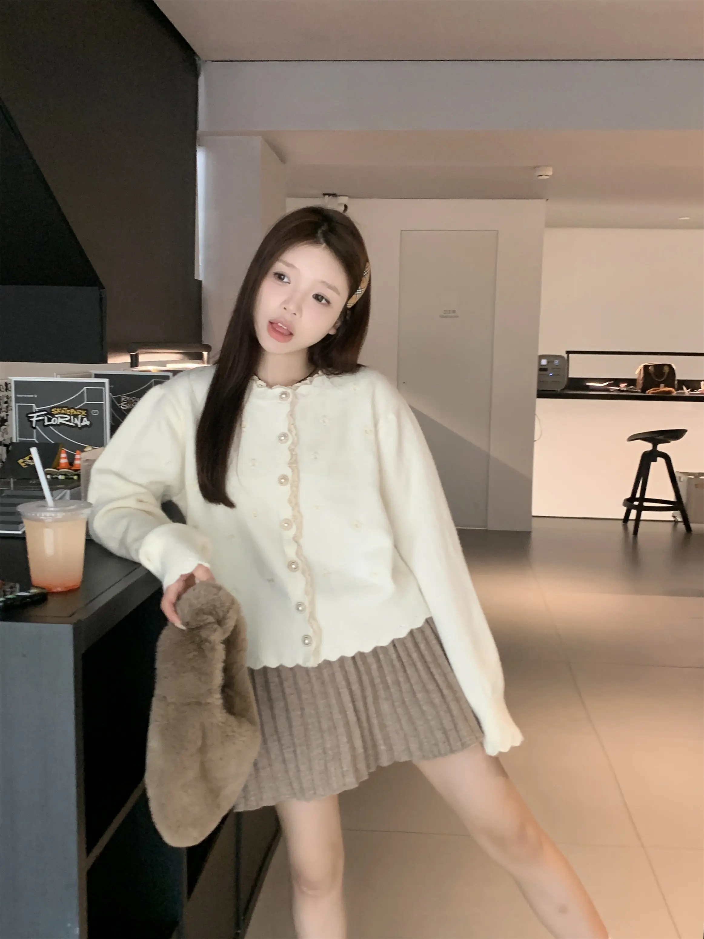 자수 레이스 니트 카디건 상세 이미지 9