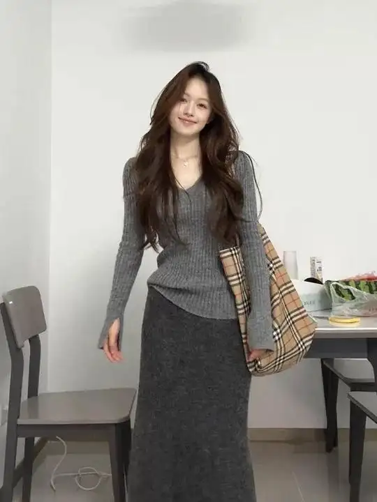 V넥 니트 카디건 상세 이미지 11