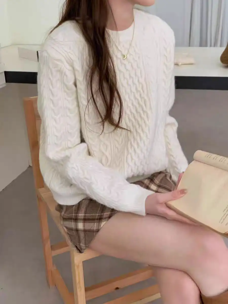 퀼팅 디자인 루즈 니트 아우터 상세 이미지 1