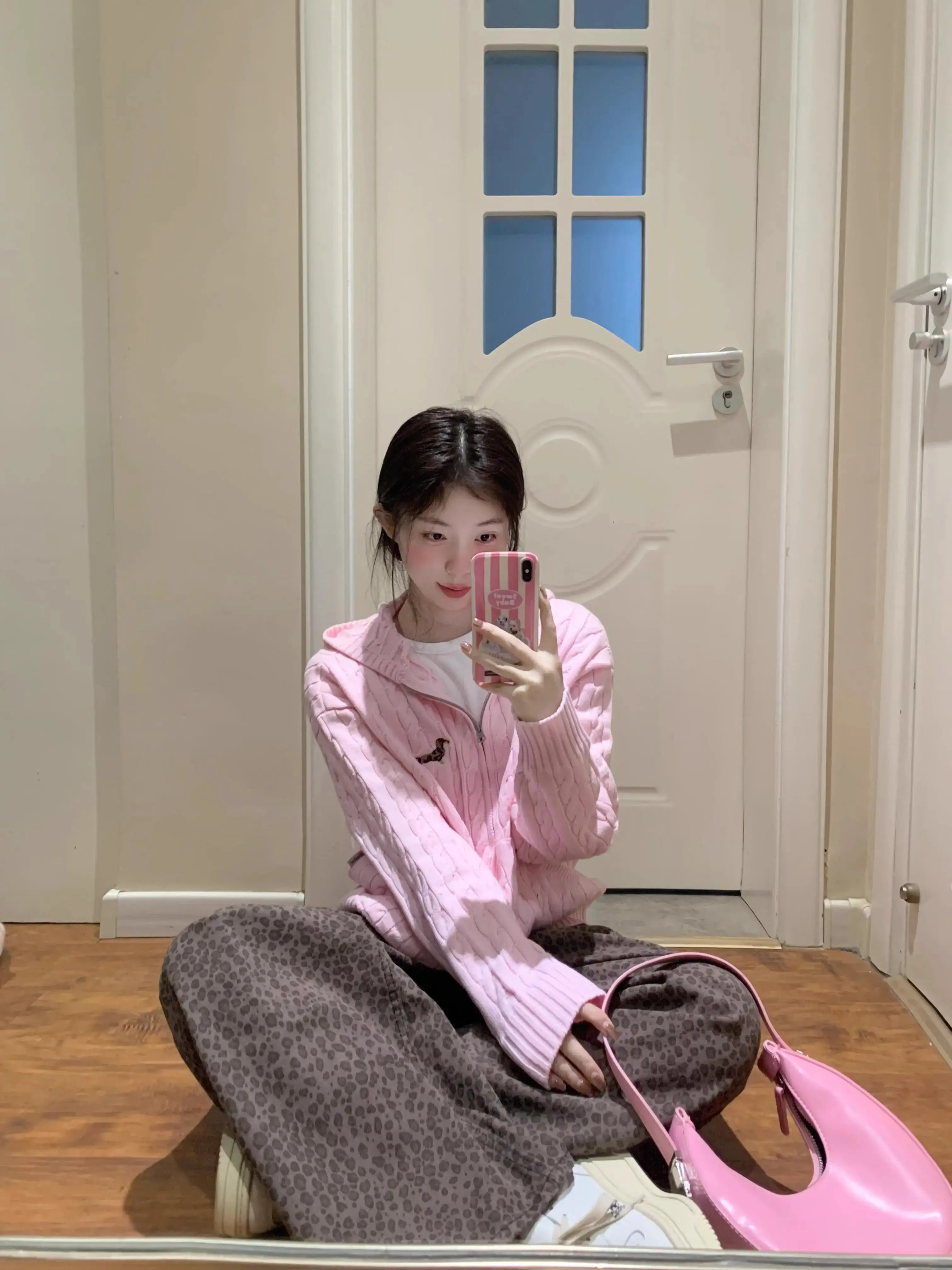 후드 트위스트 케이블 카디건 니트 상세 이미지 6