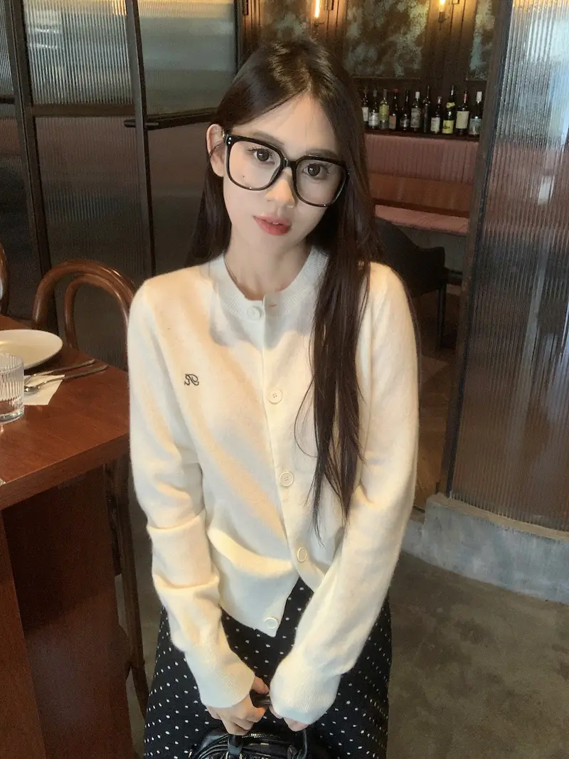 루즈핏 슬림 효과 니트 카디건 상세 이미지 16