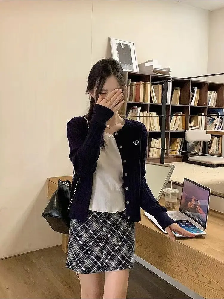 프렌치 감성 긴소매 니트 카디건 상세 이미지 10