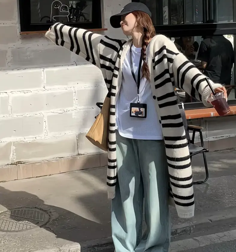 스트라이프 니트 카디건 상세 이미지 2