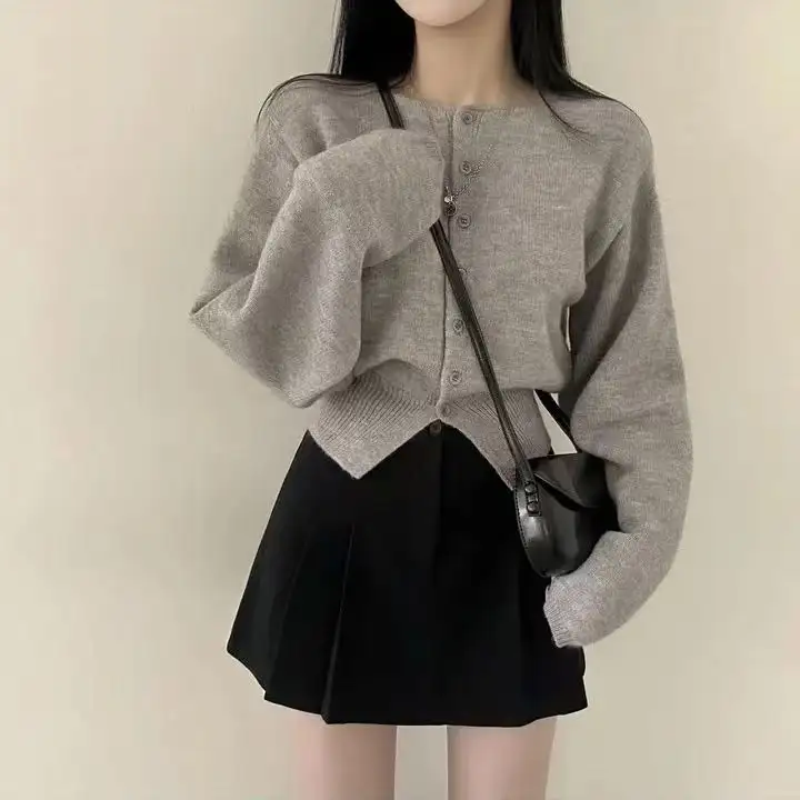 프랑스풍 심플 라운드넥 단추 장식 긴소매 니트 카디건 상세 이미지 3