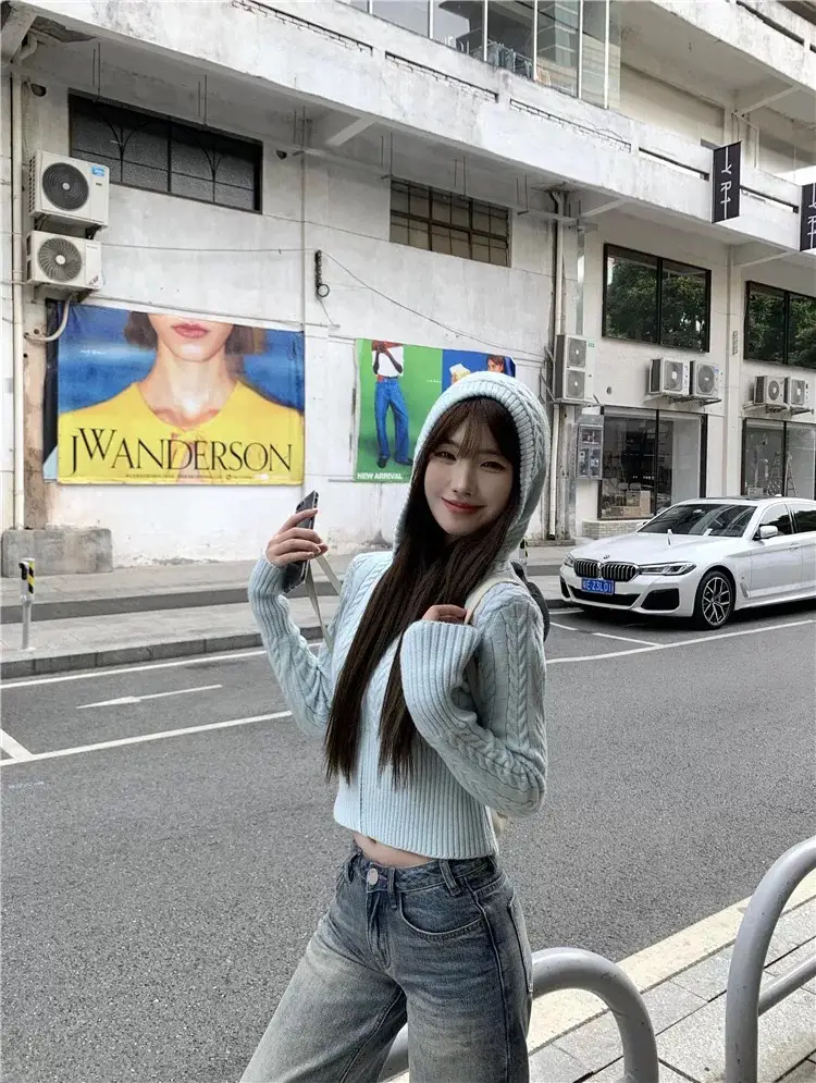 트위스트 디테일 지퍼 니트 카디건 상세 이미지 2