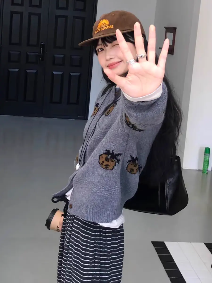 그레이 자카드 니트 카디건 상세 이미지 3
