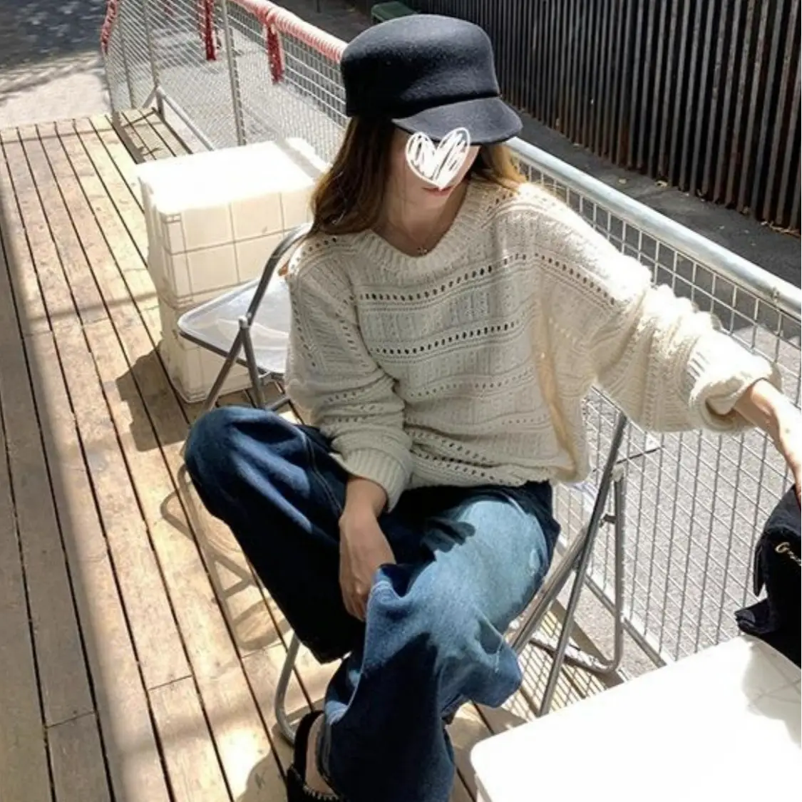 라운드넥 루즈핏 긴소매 니트 상세 이미지 5