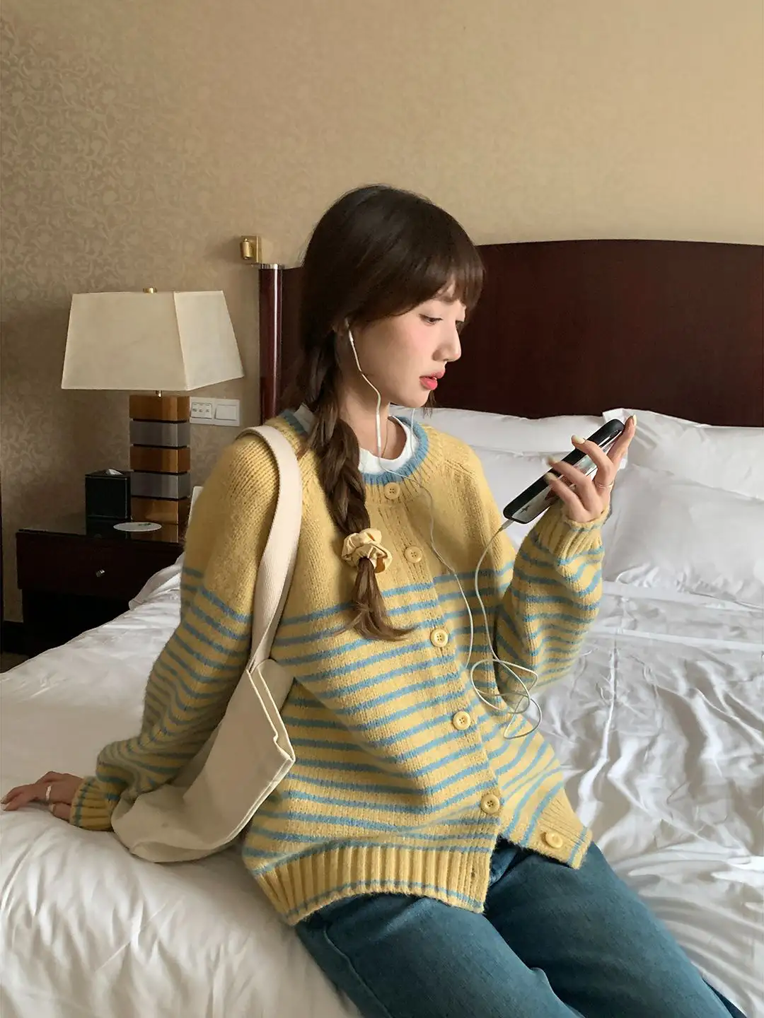 한국인기 레트로 스트라이프 루즈핏 니트 가디건 상세 이미지 5