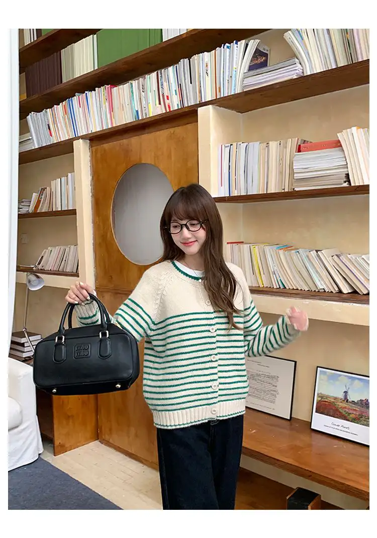 한국인기 레트로 스트라이프 루즈핏 니트 가디건 상세 이미지 24