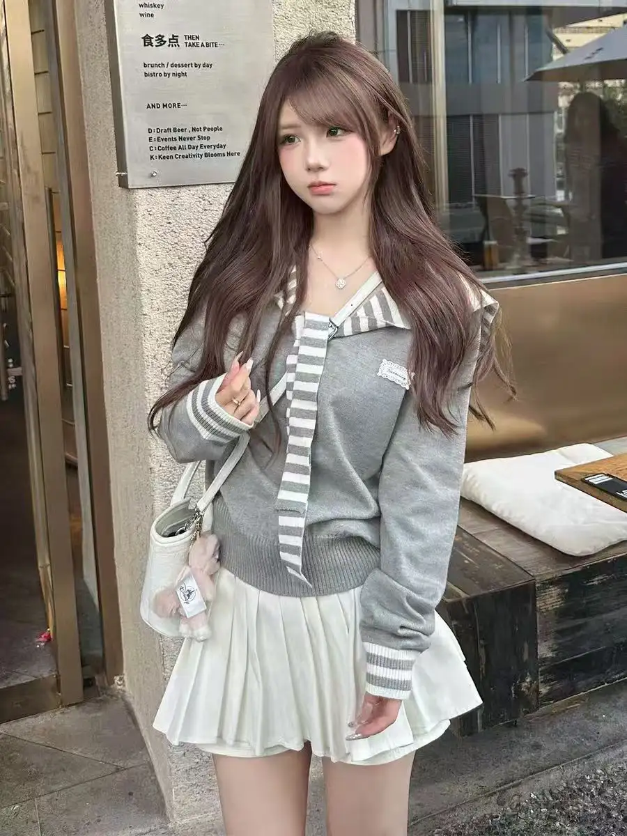 스트라이프 네이비 칼라 긴소매 니트 상세 이미지 1
